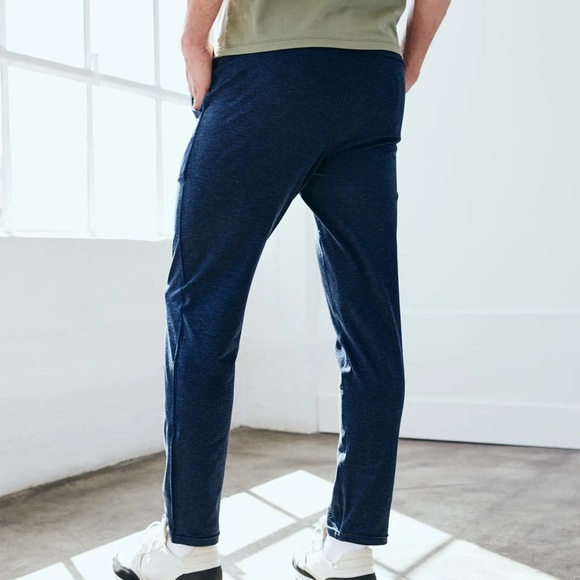 Quince Ultra-Soft Flowknit Performance Pant Heather Navy Large NWT - Picture 5 of 9